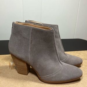 enzo angiolini eagimm block heel booties